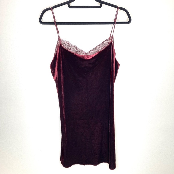 Free People Intimately Yasmin Velvet Slip Dress - Picture 5 of 15